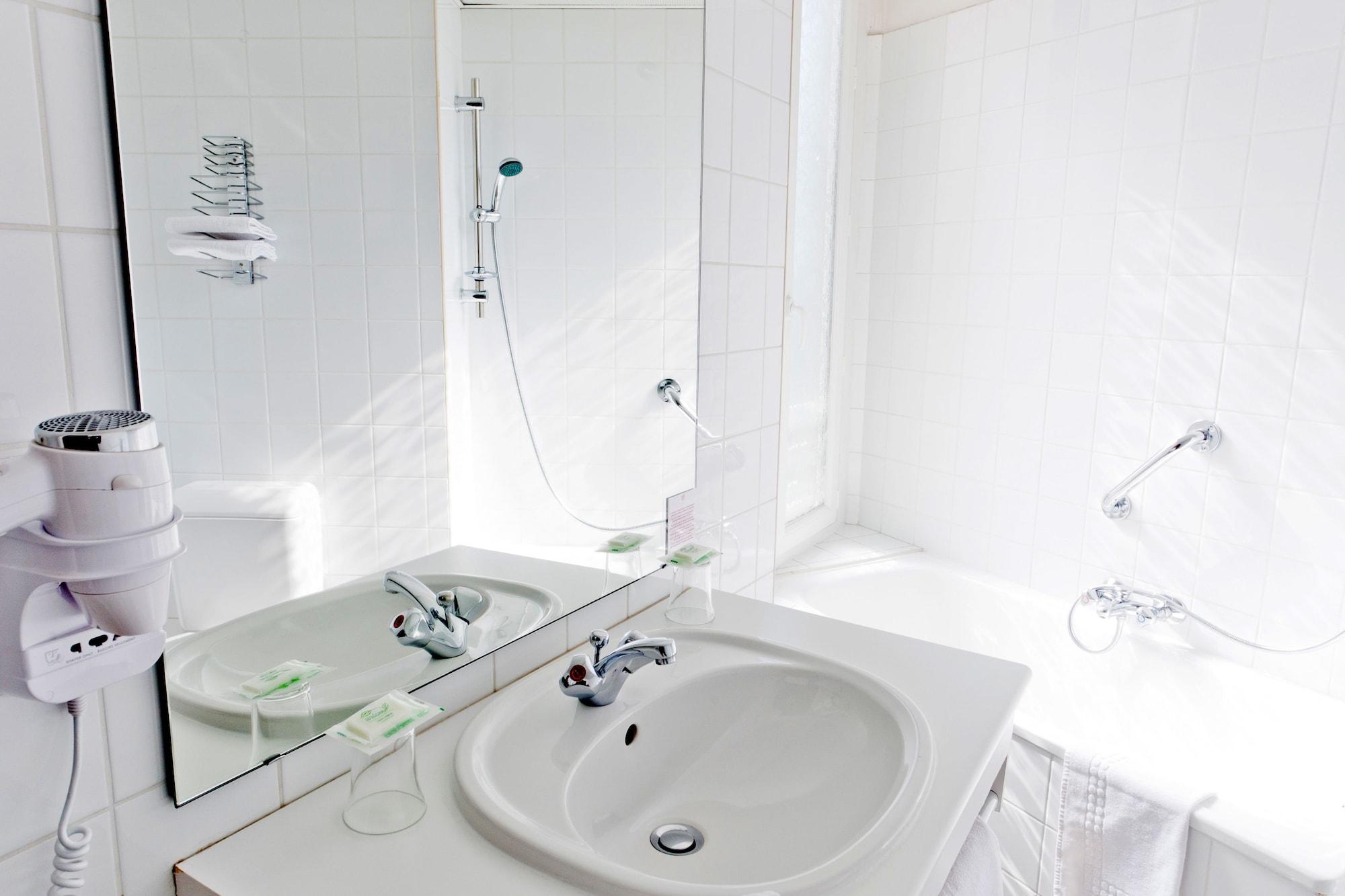 Hotel Continental Lourdes Ngoại thất bức ảnh